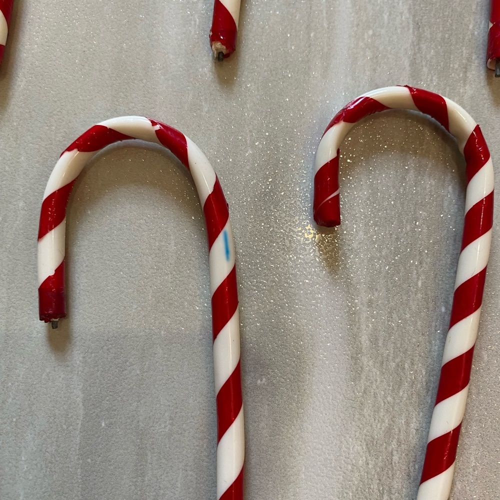 Bundle of 11 Plastic Vintage Candy Canes for Christmas Tree, Wreaths or Garland - Picture 4 of 8